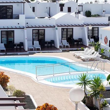 Aparthotel La Laguneta